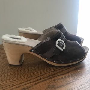 UGG open toe clogs